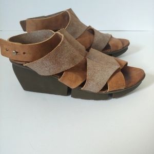 Trippen Metallic Leather Strappy Woven Cut Out Sandals EU 36